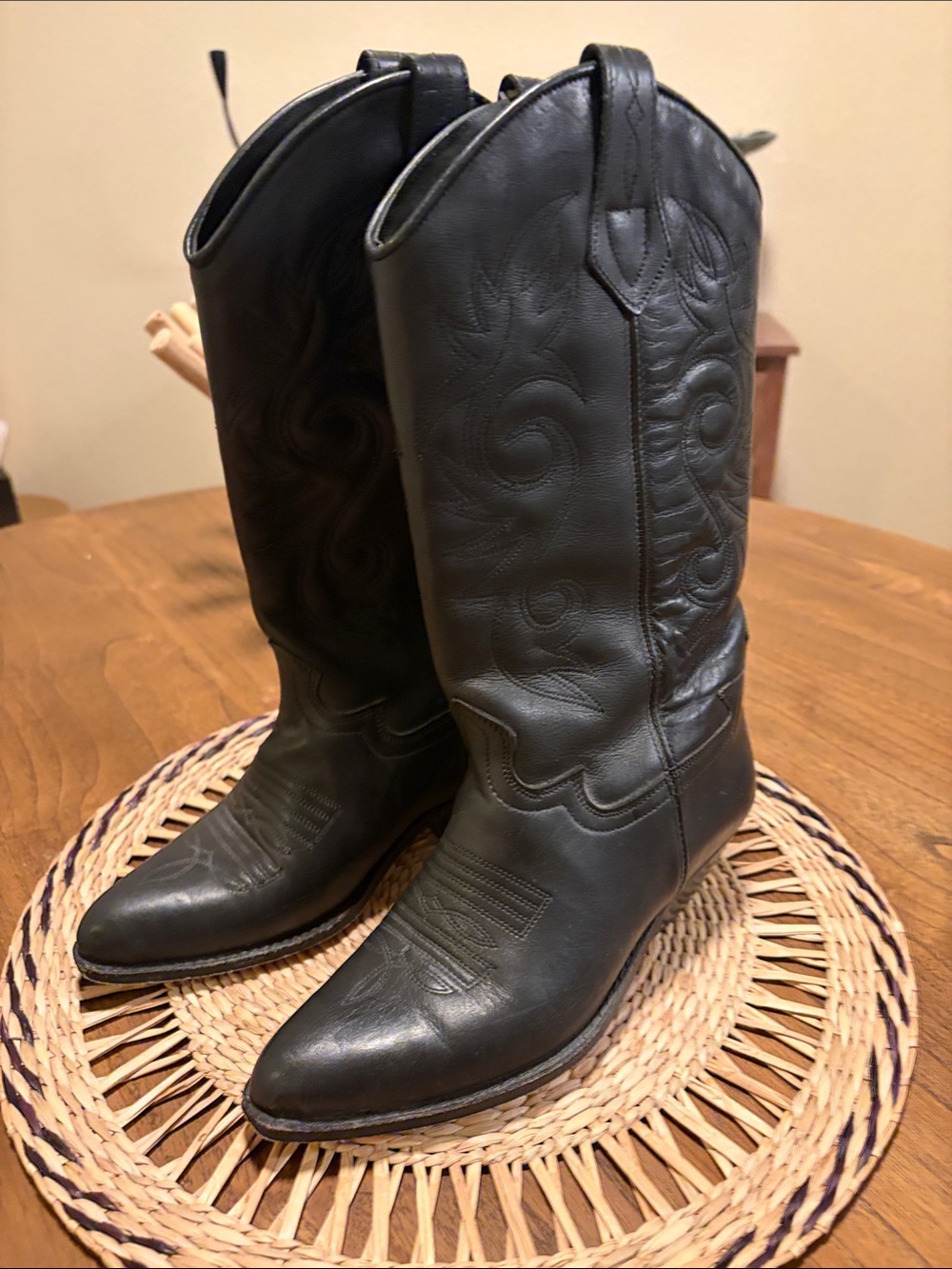 Seychelles Black Leather Women's Cowboy Boots - Size 6